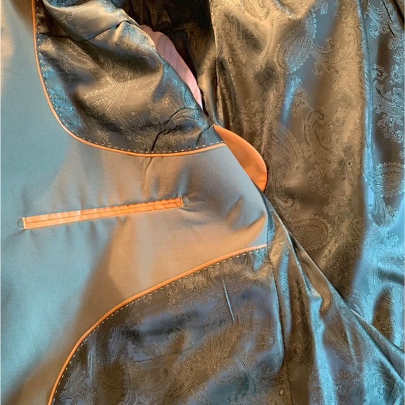 BRAND NEW 3 Piece Sage Green Suit Jacket, Vest and Pants 50 Regular Jacket 45 Re - Picture 3 of 6